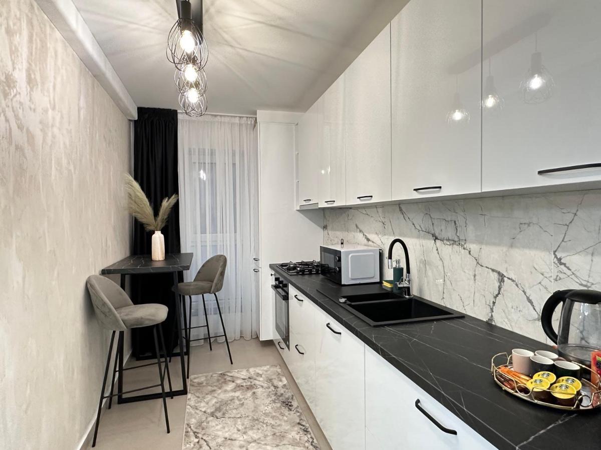 Urban Luxury Flats - Cozy Apartments At Coresi Mall #Braşov Esterno foto