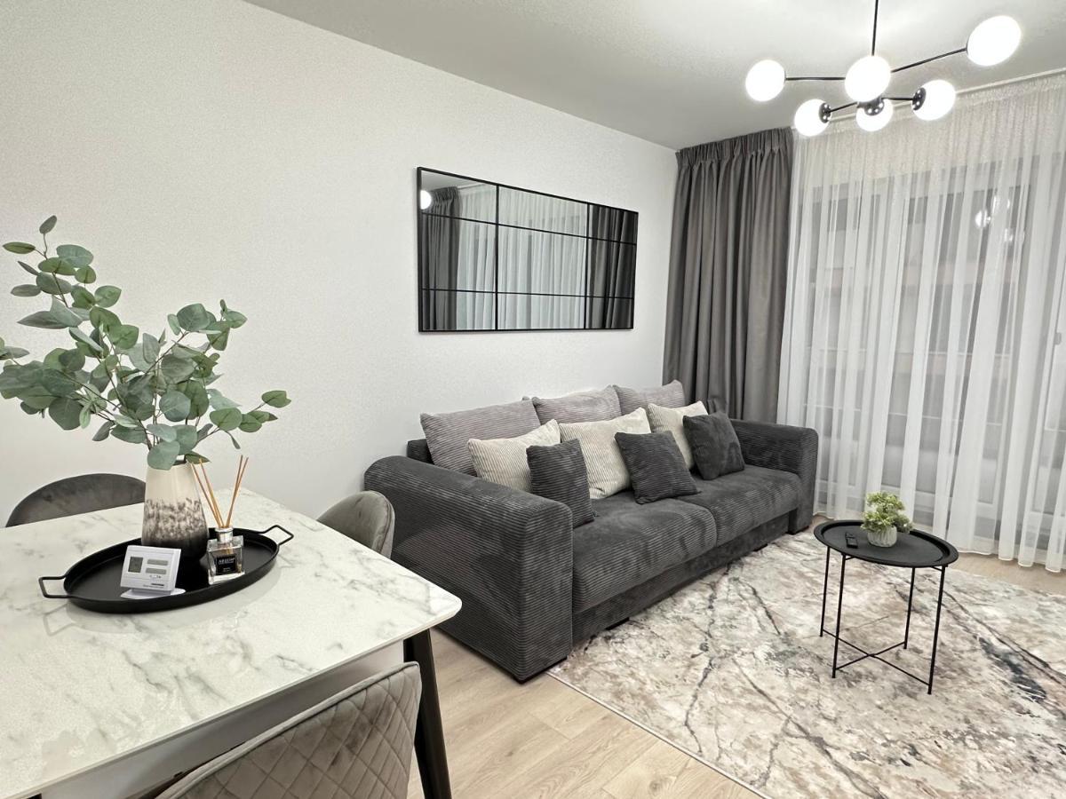 Urban Luxury Flats - Cozy Apartments At Coresi Mall #Braşov Esterno foto